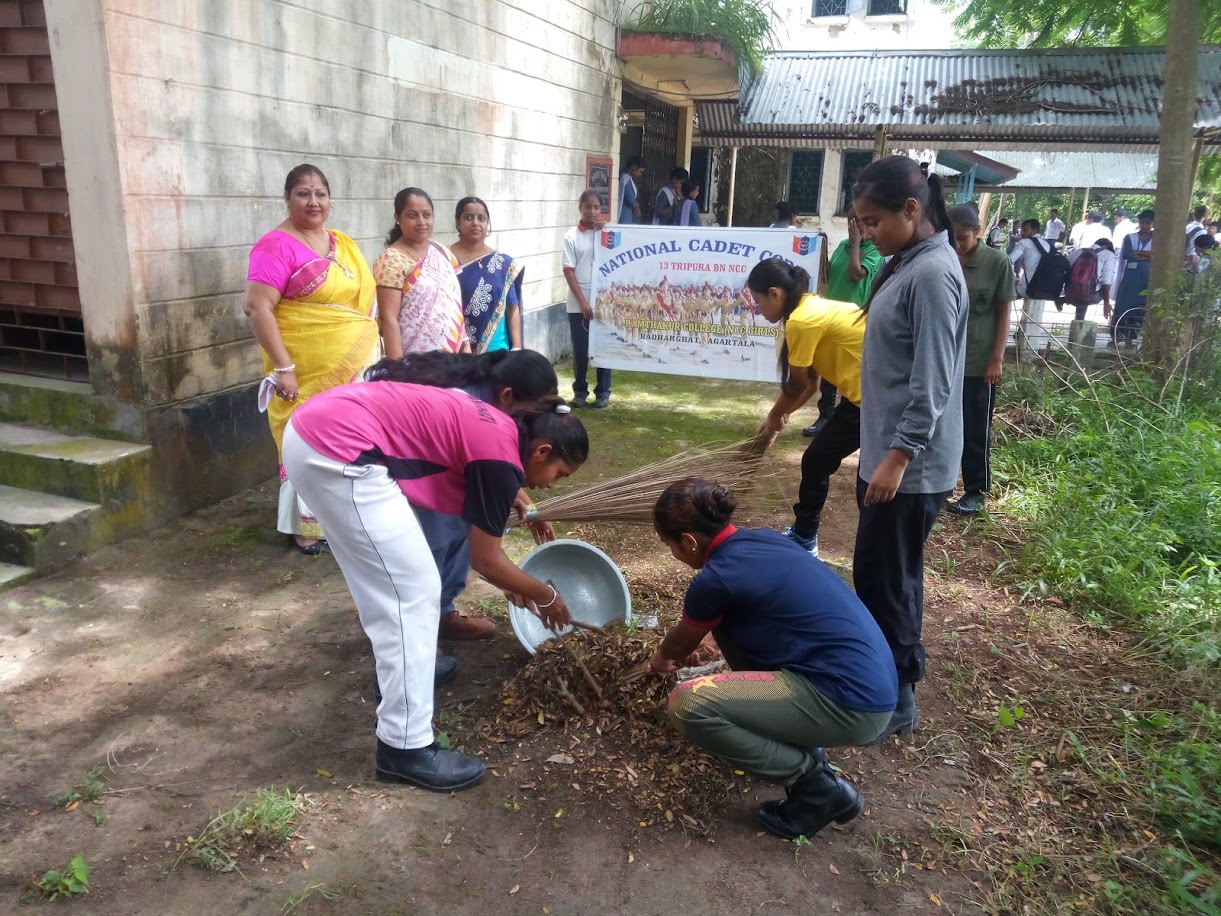 Cleaning College Campus 